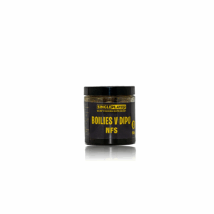 SINGLEPLAYER Boilies v dipu NFS 150g 20mm